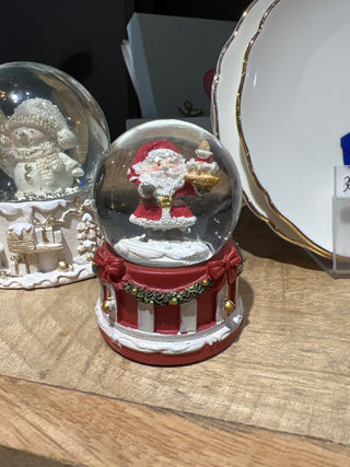 Boule à neige pere noel